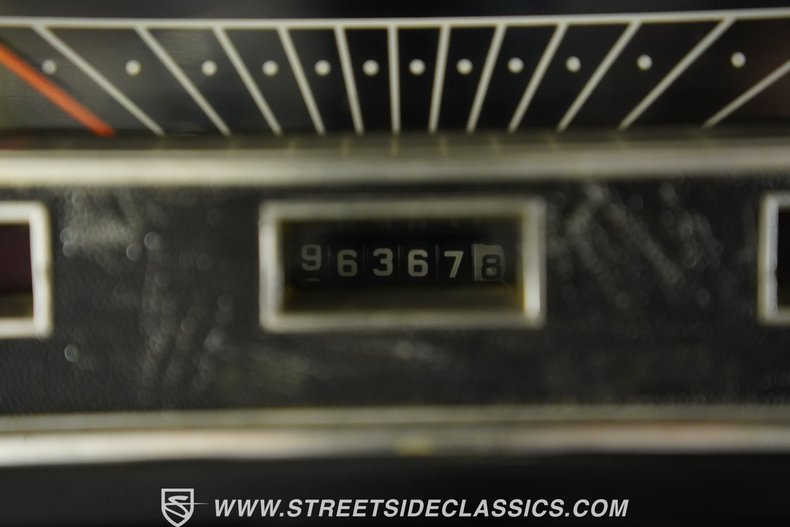 Ford-Mustang-1965-Phoenician-Yellow-Black-15