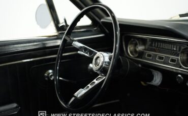 Ford-Mustang-1965-Phoenician-Yellow-Black-24