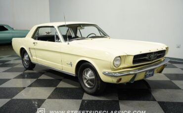 Ford-Mustang-1965-Phoenician-Yellow-Black-28