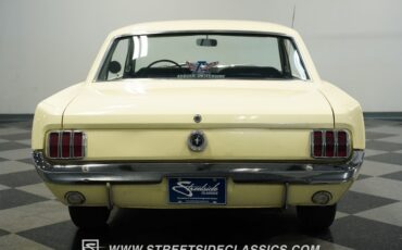 Ford-Mustang-1965-Phoenician-Yellow-Black-37
