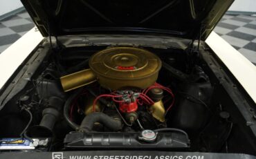 Ford-Mustang-1965-Phoenician-Yellow-Black-45