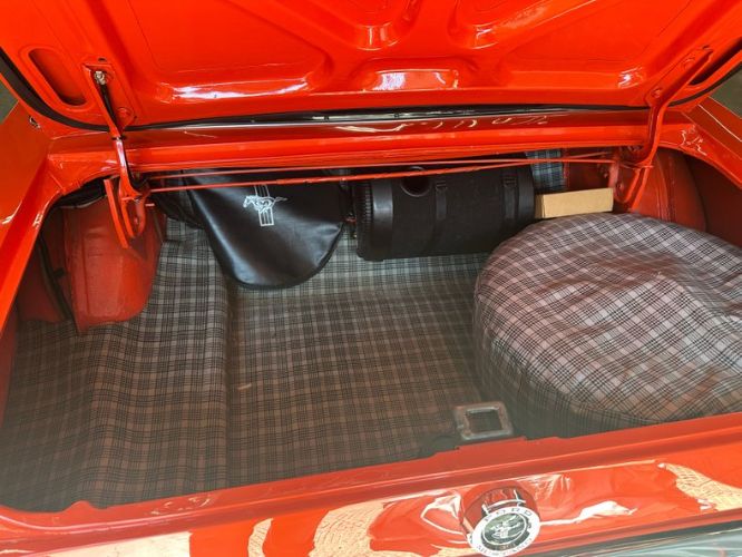 Ford-Mustang-1965-Poppy-Red-17