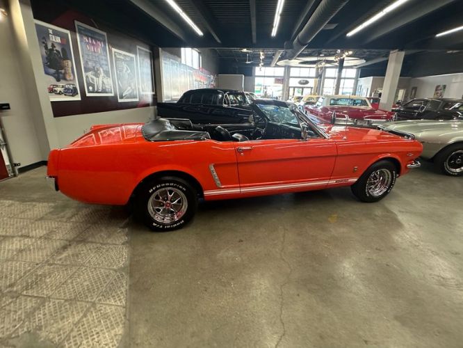 Ford-Mustang-1965-Poppy-Red-5