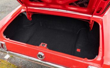 Ford-Mustang-1965-Poppy-Red-White-10