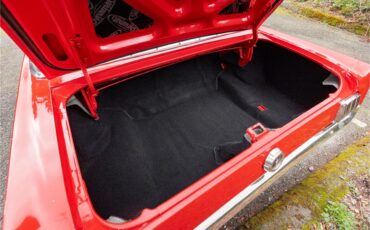 Ford-Mustang-1965-Poppy-Red-White-11