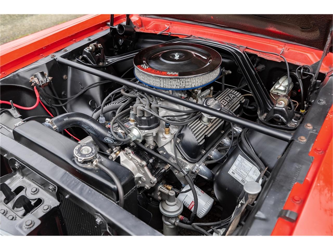Ford-Mustang-1965-Poppy-Red-White-13