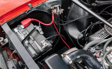 Ford-Mustang-1965-Poppy-Red-White-17