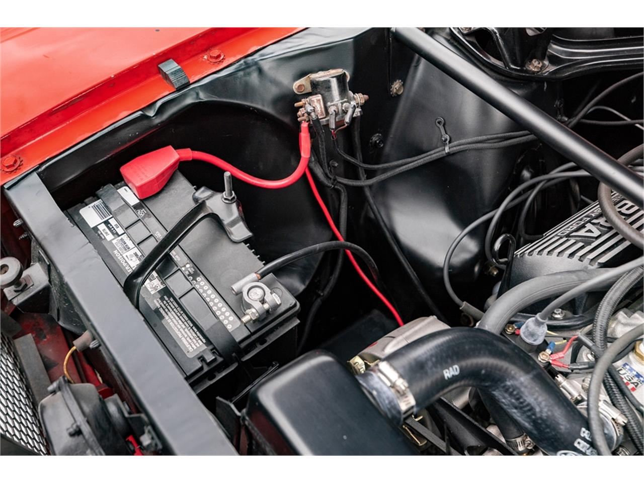 Ford-Mustang-1965-Poppy-Red-White-17