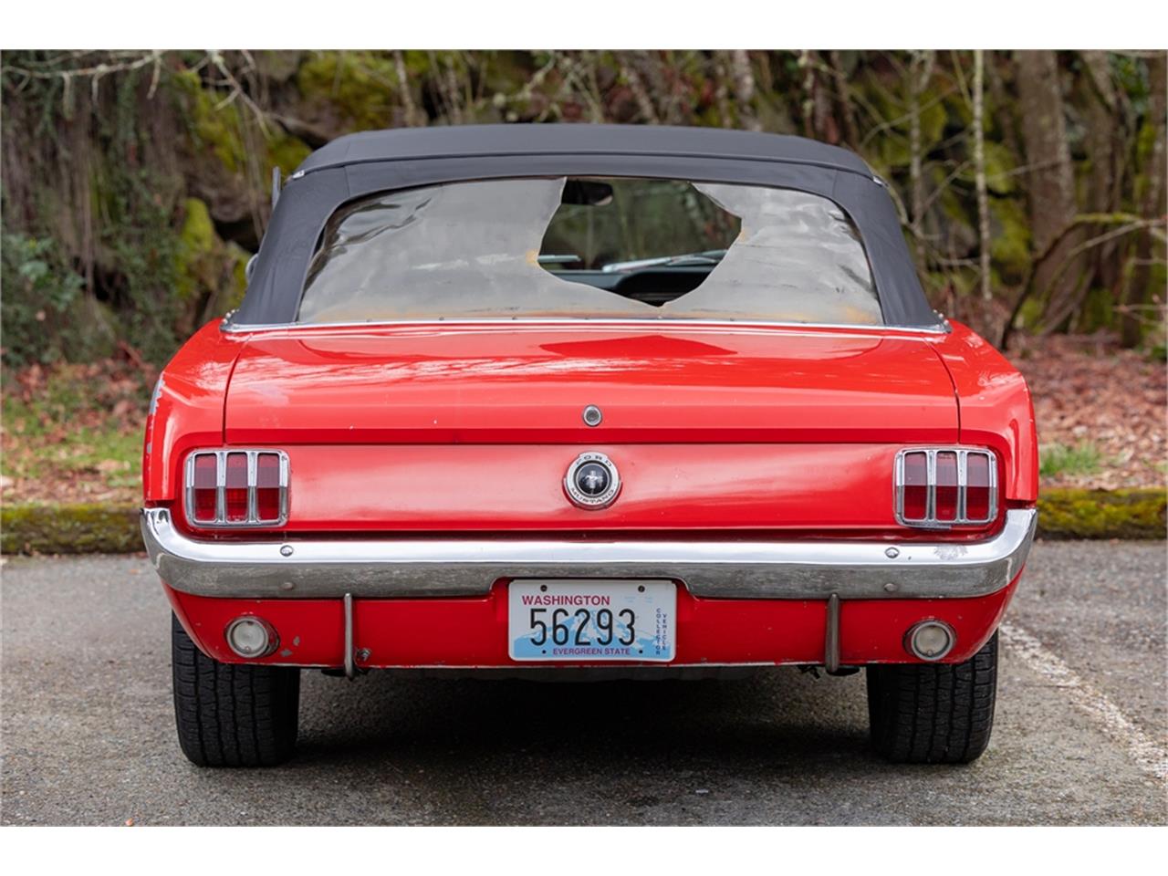 Ford-Mustang-1965-Poppy-Red-White-34