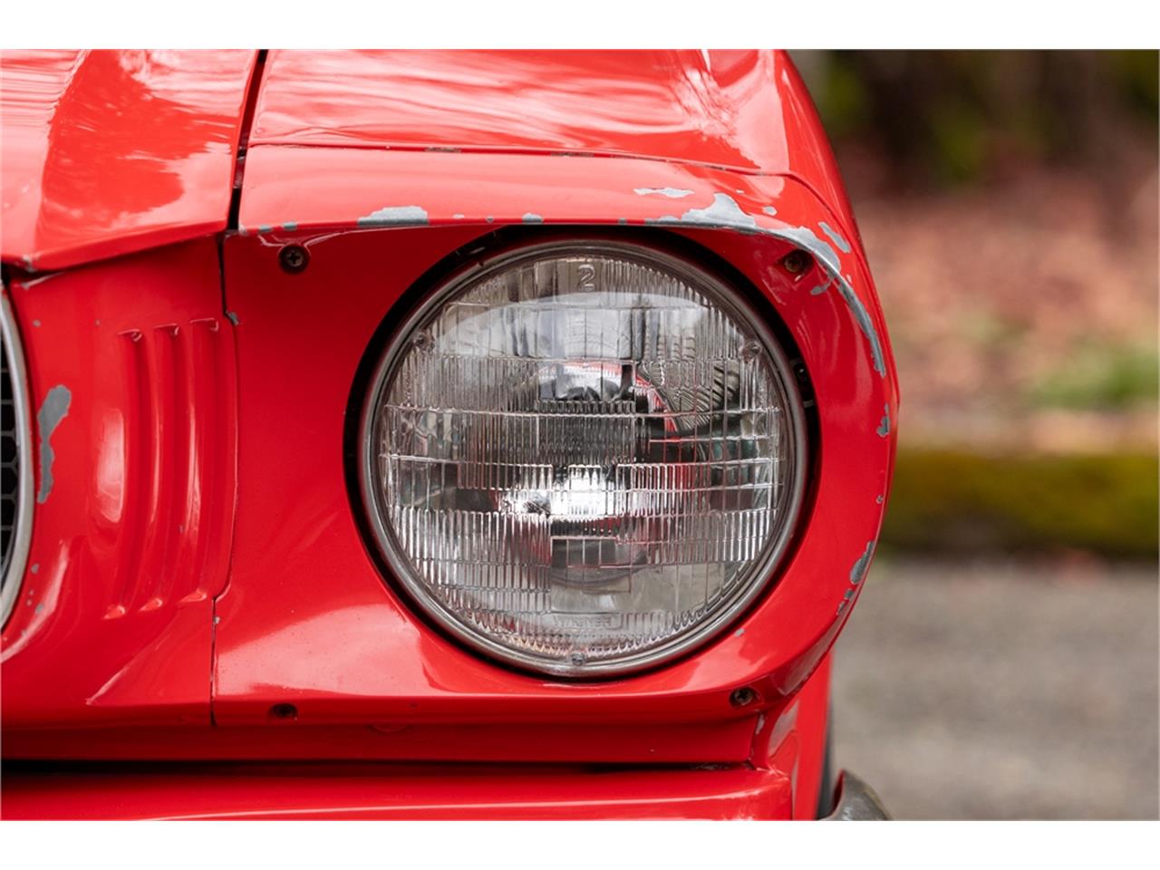Ford-Mustang-1965-Poppy-Red-White-38