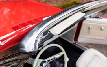 Ford-Mustang-1965-Poppy-Red-White-43