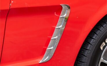 Ford-Mustang-1965-Poppy-Red-White-45