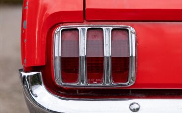 Ford-Mustang-1965-Poppy-Red-White-51