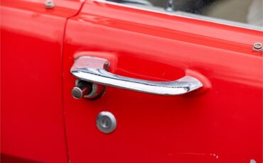 Ford-Mustang-1965-Poppy-Red-White-57