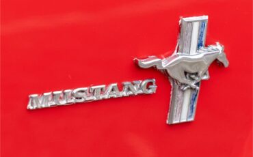 Ford-Mustang-1965-Poppy-Red-White-58