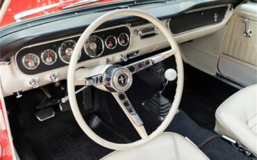 Ford-Mustang-1965-Poppy-Red-White-66