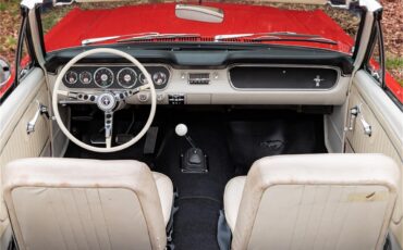 Ford-Mustang-1965-Poppy-Red-White-67
