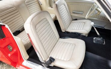 Ford-Mustang-1965-Poppy-Red-White-78