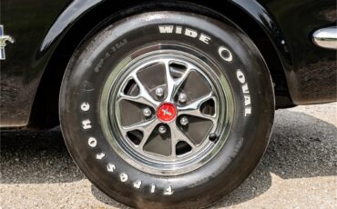 Ford-Mustang-1965-Raven-Black-Red-13