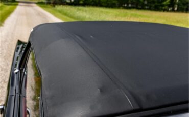 Ford-Mustang-1965-Raven-Black-Red-20
