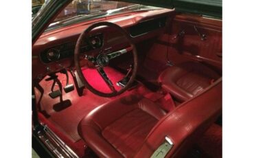 Ford-Mustang-1965-Raven-Black-Red-30