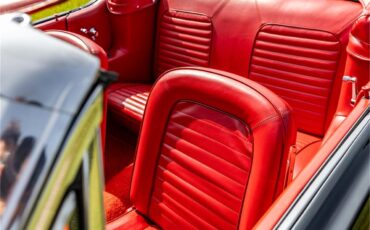 Ford-Mustang-1965-Raven-Black-Red-32