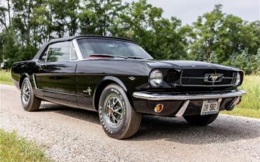 Ford-Mustang-1965-Raven-Black-Red