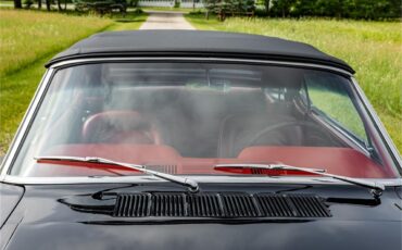 Ford-Mustang-1965-Raven-Black-Red-55