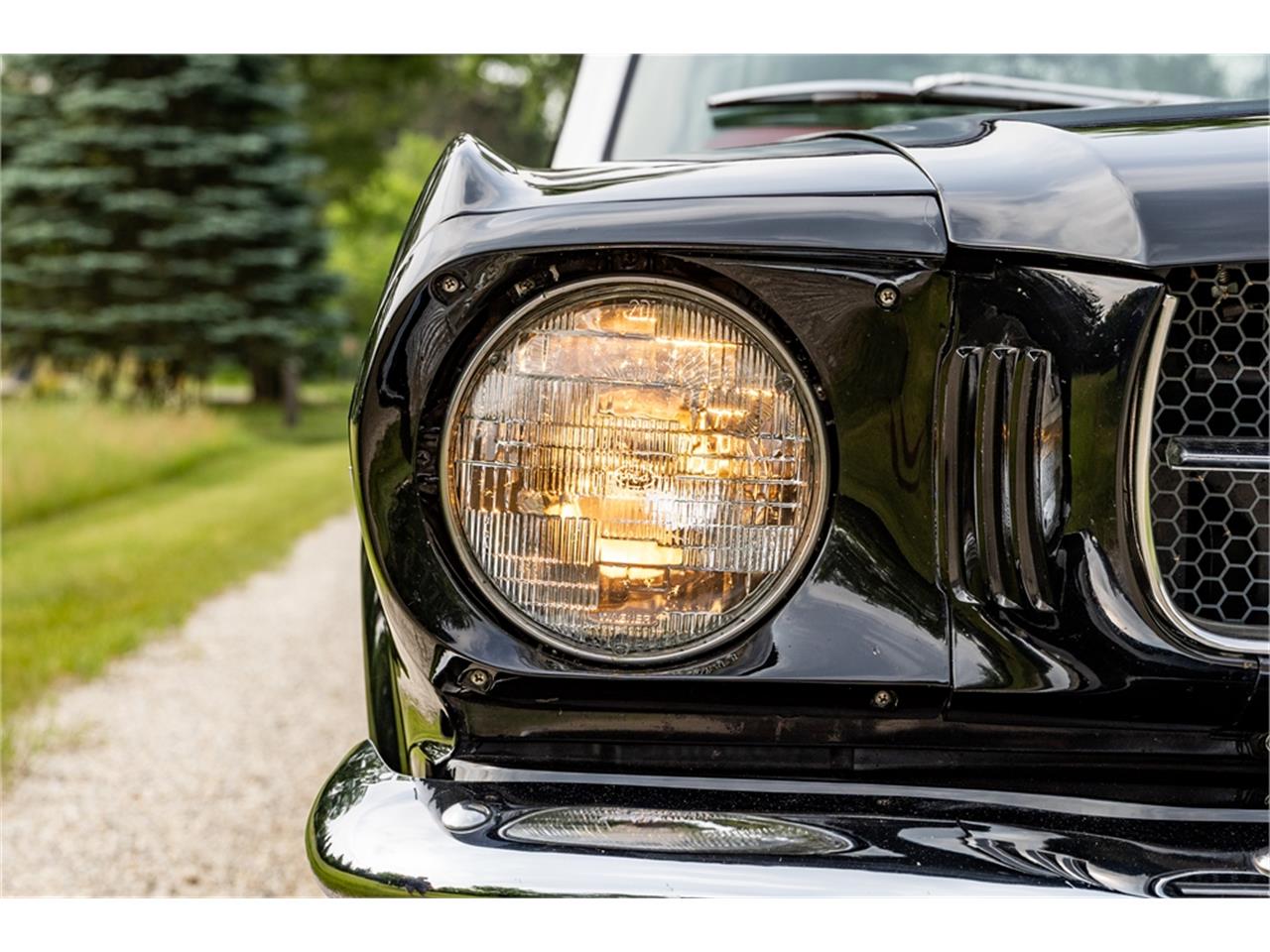 Ford-Mustang-1965-Raven-Black-Red-83