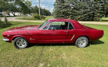 Ford-Mustang-1965-Red-Black-10