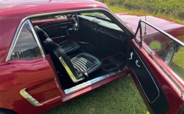 Ford-Mustang-1965-Red-Black-13