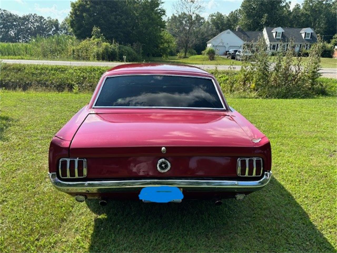 Ford-Mustang-1965-Red-Black-4