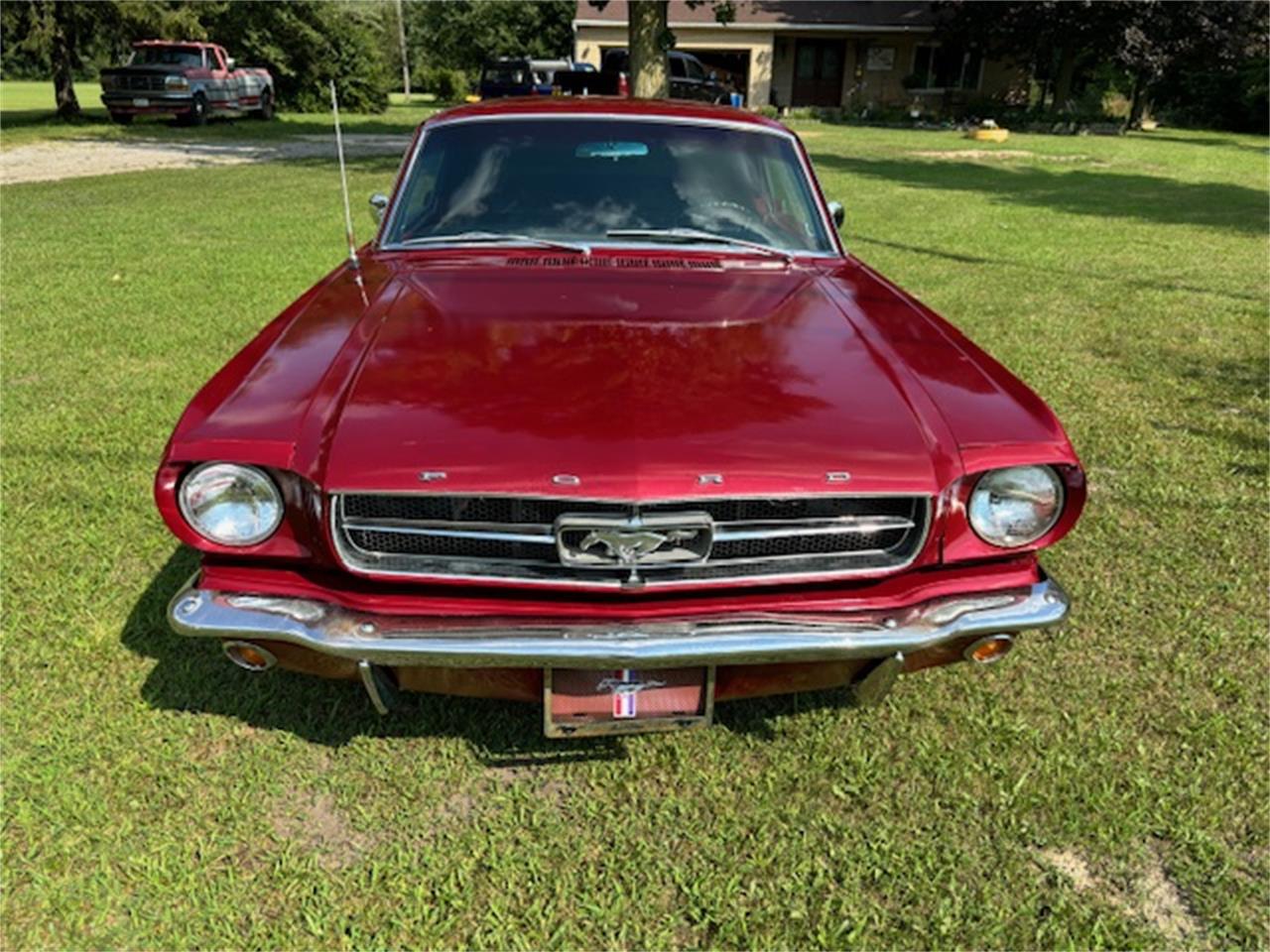 Ford-Mustang-1965-Red-Black-5
