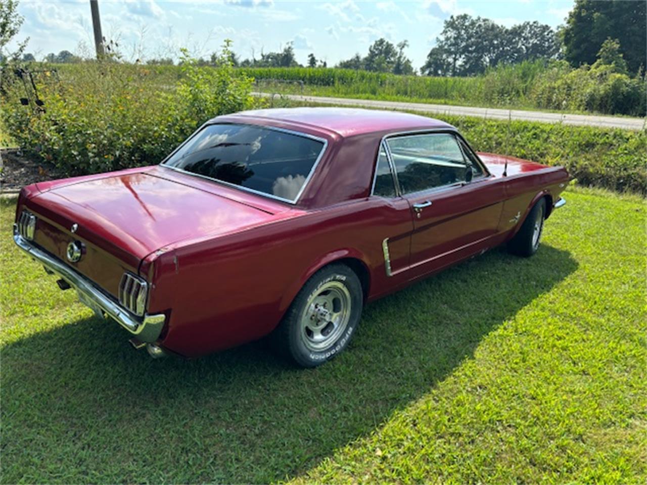 Ford-Mustang-1965-Red-Black-8