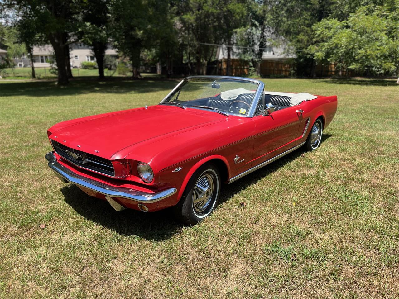 Ford-Mustang-1965-Red-Pony-Package-Black-32