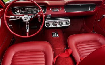 Ford-Mustang-1965-Silver-Smoke-Red-14