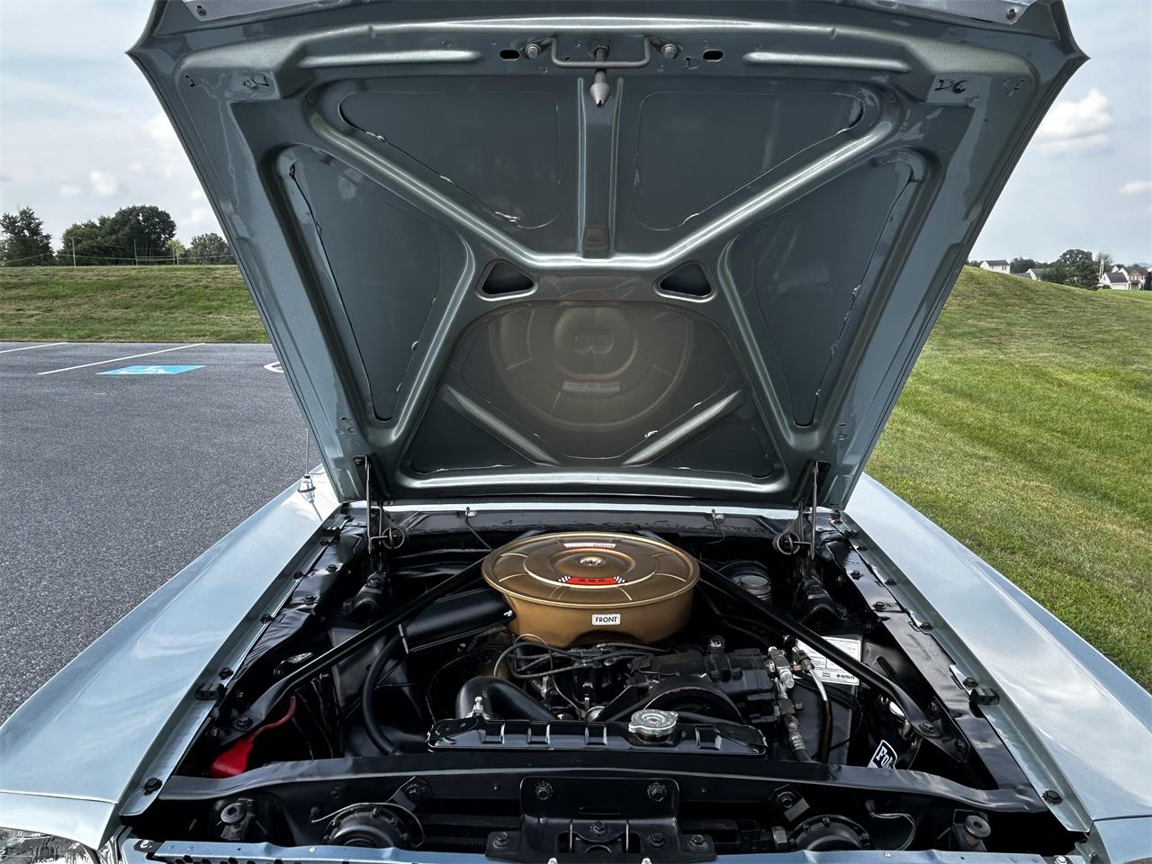 Ford-Mustang-1965-Silver-Smoke-Red-17