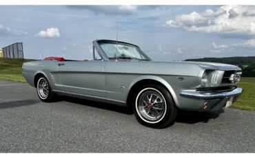 Ford-Mustang-1965-Silver-Smoke-Red