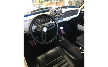 Ford-Mustang-1965-White-Black-18