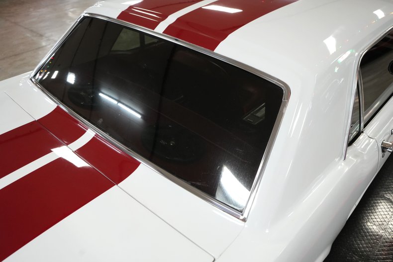 Ford-Mustang-1965-White-Red-35