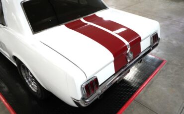 Ford-Mustang-1965-White-Red-37
