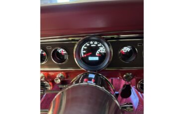 Ford-Mustang-1965-White-Red-7