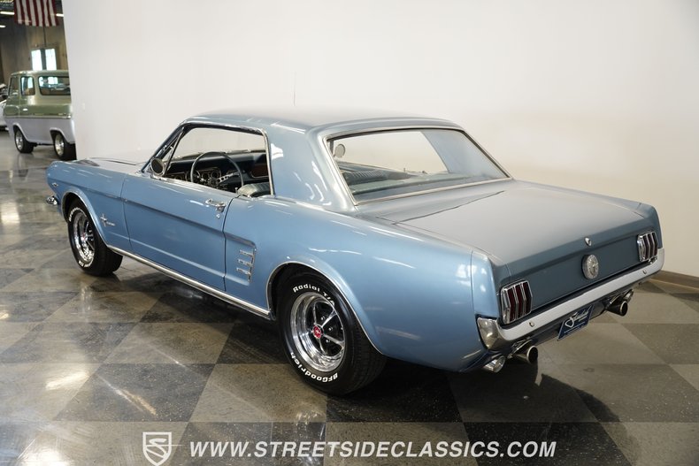 Ford-Mustang-1966-10