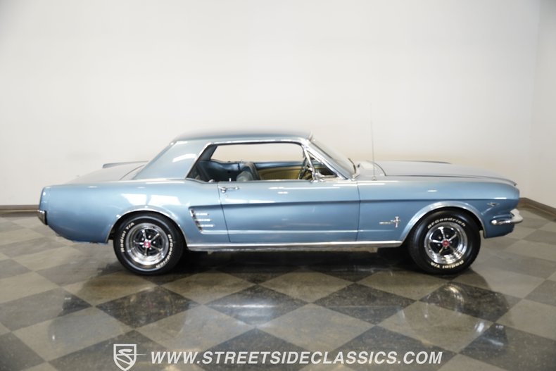 Ford-Mustang-1966-15