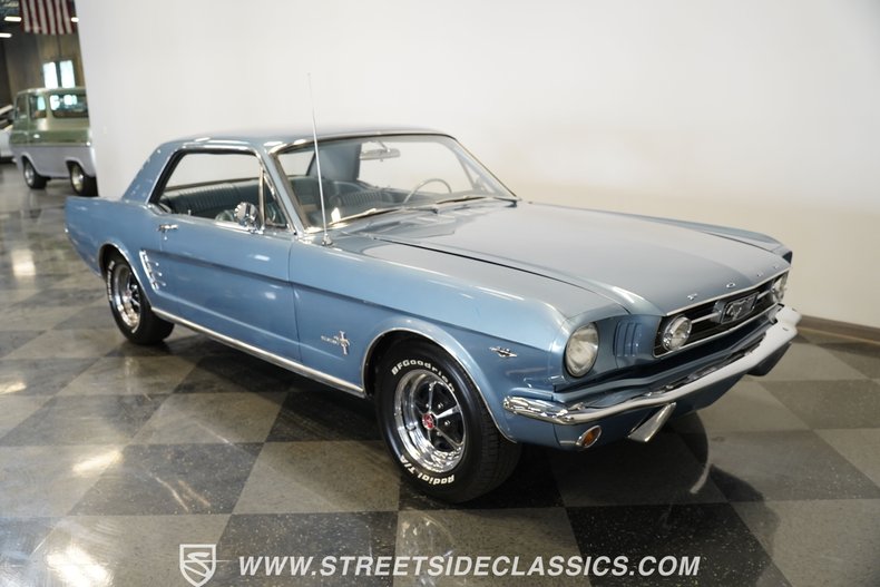 Ford-Mustang-1966-17