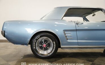 Ford-Mustang-1966-29