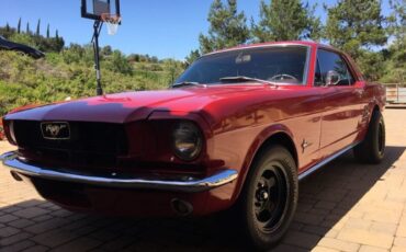 Ford-Mustang-1966-3