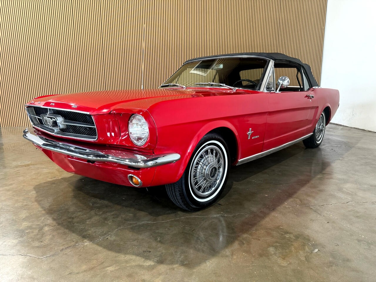 Ford-Mustang-1966-American-Muscle-Car-1