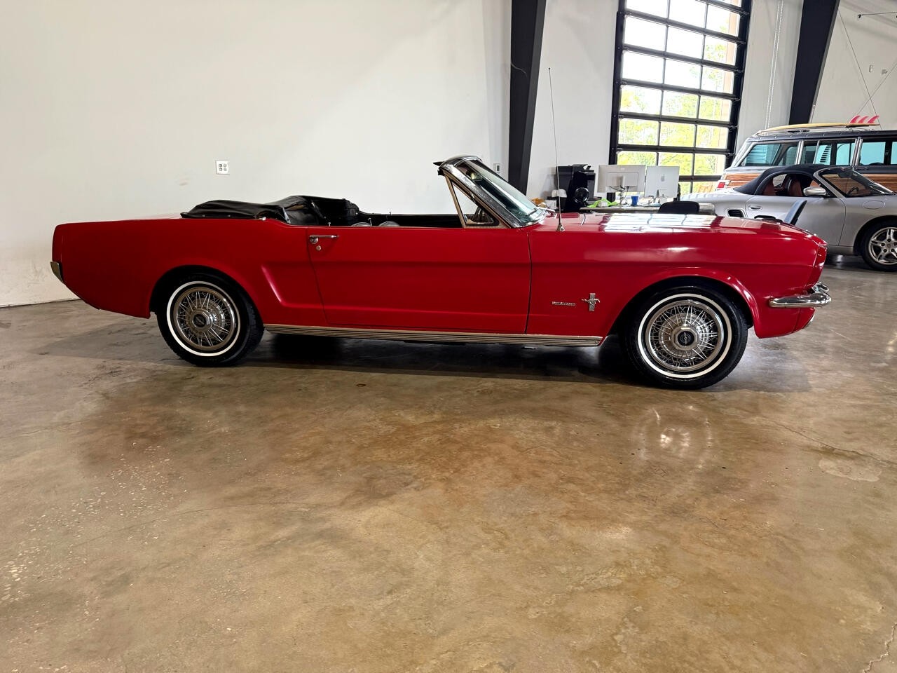 Ford-Mustang-1966-American-Muscle-Car-18