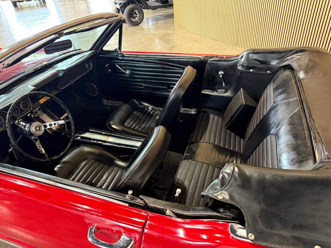 Ford-Mustang-1966-American-Muscle-Car-28